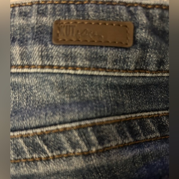 Kut from the Kloth Straight Leg Jeans - 6S - Picture 5 of 5